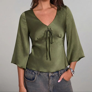 Blusa de Mujer con Cuello en V, Manga Pagoda con Cordones, Color Negro, Sexy, Cintura Fruncida, Casual, de Oficina, Moderna, Sólida, Transpirable, Holgada, para Verano - Product Image 1