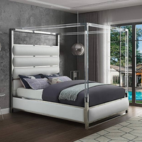 Lit à baldaquin de luxe en acrylique transparent avec cadre en acier inoxydable durable et tête de lit rembourrée en cuir, disponible en tailles Queen et King