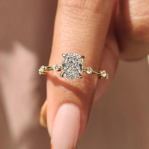 Bague en diamant de laboratoire tendance, fabriquée avec soin pour ceux qui incarnent l'innovation et la vie écologique, en provenance d'Inde - Product Image 2