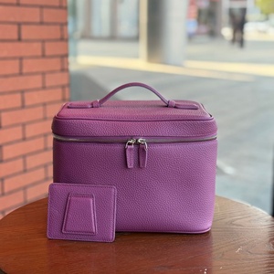Bolsa Organizadora de Maquillaje de <span class=keywords><strong>Viaje</strong></span> de Cuero de Lujo Personalizada con Espejo, Divisor y Compartimento para Lápiz Labial, Portátil para Mujer - Product Image 1