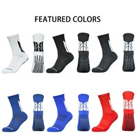 Chaussettes de sport personnalisées avec logo, antidérapantes, athlétiques, pour le football, pour hommes, avec grip, en spandex/nylon/coton, écologiques