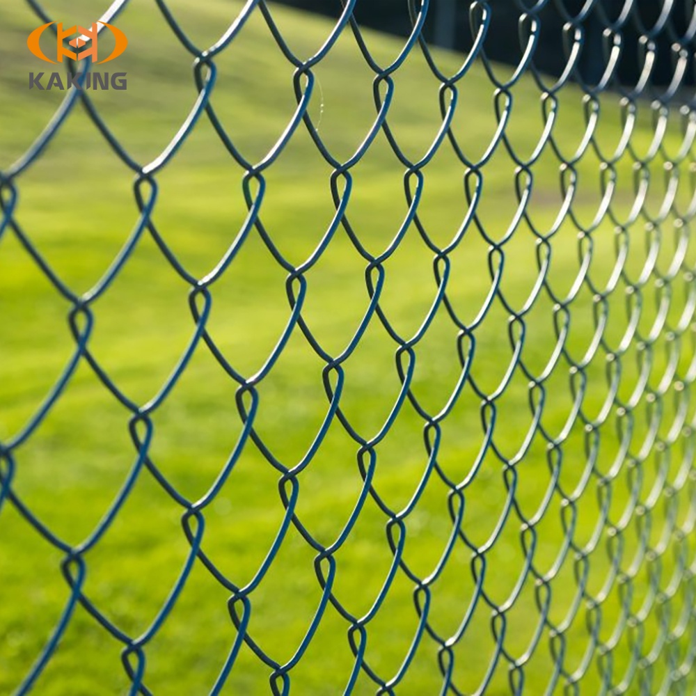 Hot Sale China Factory Direct Galvanized Heavy Link Fencing Net Protecting the Garden or Commercial Property Chain Link Fence