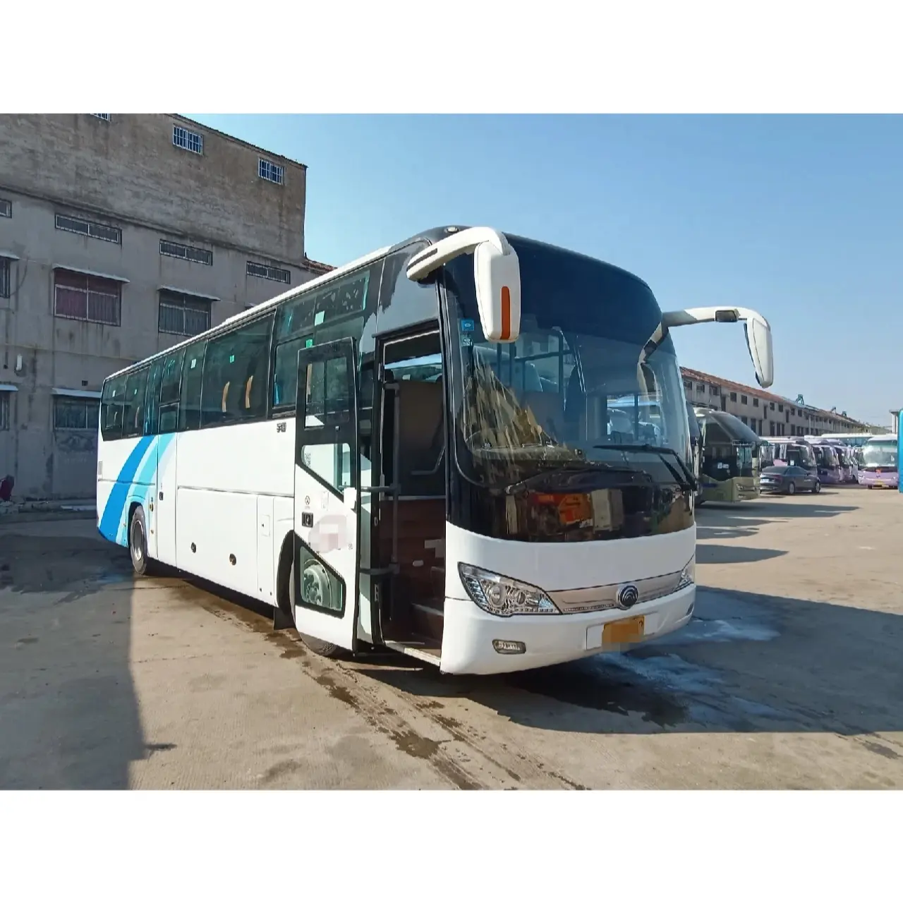 Best Verkopende Yutong-Bus 48 Zitplaatsen Bussen En Touringcars Gebruikte Yutong-Bussen Te Koop