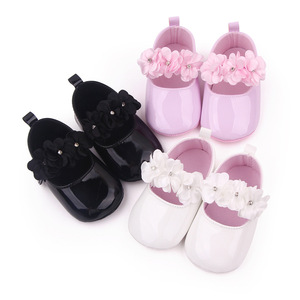 Chaussures de bébé fille princesse à semelle souple avec fermeture auto-agrippante, chaussures de marche mignonnes à fleurs pour bébés qui apprennent à marcher - Product Image 2