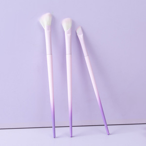 Pincel <span class=keywords><strong>de</strong></span> maquillaje <span class=keywords><strong>de</strong></span> <span class=keywords><strong>Ojos</strong></span> <span class=keywords><strong>de</strong></span> Color degradado púrpura <span class=keywords><strong>de</strong></span> alto valor, recomendación <span class=keywords><strong>de</strong></span> mano refrescante para viñeteado facial - Product Image 1