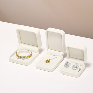 FANXI Custom Velvet Jewelry <b>Box</b> High-End Durable <b>Earring</b> <b>Box</b> Stud <b>Box</b> Necklace <b>Box</b> Pendant <b>Box</b> Jewelry Storage <b>Box</b> - Product Image 3