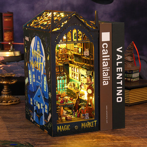 Juego de muebles de casa de muñecas DIY en miniatura Unisex, Rincón de libro de mercado mágico con inserto de estantería ensamblado para niños - Product Image 2