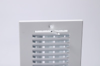 Grille de ventilation carrée moderne en acier pour plafond, diffuseur de sol, système de climatisation CVC extérieur réglable et durable