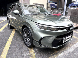 Zebra 2023 Hondaa BREEZE 1.5T Turbo CVT 240TURBO AWD Premium Edition 5 portes 5 places conduite à gauche SUV automatique cuir foncé - Product Image 3