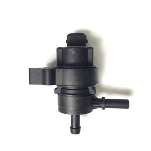 Valve de filtre à charbon actif stzt 2124702793 pour W164 Mercedes Benz ML 63 AMG 212 470 <span class=keywords><strong>27</strong></span> 93 - Product Image 3