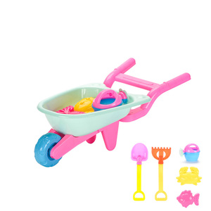Ensemble <span class=keywords><strong>de</strong></span> jouets <span class=keywords><strong>de</strong></span> plage 6 pièces : pelle, râteau, moules à <span class=keywords><strong>sable</strong></span> (crabe, poisson), arrosoir, outils <span class=keywords><strong>de</strong></span> jeu <span class=keywords><strong>de</strong></span> <span class=keywords><strong>sable</strong></span>, pour la construction <span class=keywords><strong>de</strong></span> châteaux <span class=keywords><strong>de</strong></span> <span class=keywords><strong>sable</strong></span>, jouets d'été en plein air - Product Image 1