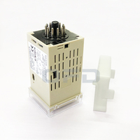 Contrôleur de température E5CS-R1KJU-W Mult1-Range le module de contrôleur de température 100 à 240VAC E5CS-R1KJU-W