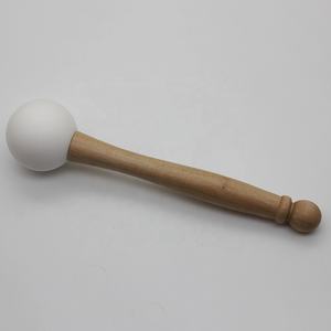 Mountain Rain Premium Crafted Big White Ball Mallet Frosted Crystal Quartz Singing Bowl Produit d'artisanat haut de gamme avec thème musical - Product Image 2