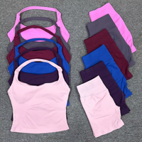 Ensemble de yoga 2 pièces doux et à séchage rapide, comprenant un débardeur halter à larges bretelles avec soutien-gorge rembourré intégré et un short de sport, idéal pour la gym, le Pilates, la course à pied et le fitness