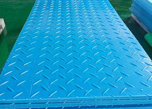 Alfombrillas de pista para equipos pesados: impermeables, reutilizables, duraderas y fáciles de limpiar para vehículos, eventos, césped y maquinaria - Product Image 4