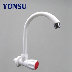 Robinet de cuisine économique blanc en plastique à poser sur comptoir, avec cartouche céramique, design minimaliste, idéal pour les projets immobiliers - Product Image 4