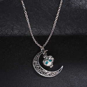 Magico cuore di luna bagliore nella collana scura Vintage Steampunk vuoto amore luminoso incandescente collane bagliore gioielli - Product Image 4