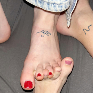 Bxtats vente en gros, nouveau <span class=keywords><strong>tatouage</strong></span> à base de plantes, papillon, symbole, citations, tatouages imperméables sur les pieds, encre de jus, autocollant de <span class=keywords><strong>tatouage</strong></span> Semi-permanent - Product Image 6