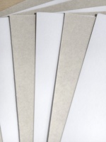 Impression offset enduite de carton duplex recyclé de qualité industrielle Livraison rapide pour la doublure de vêtements