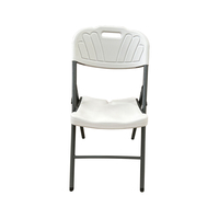 Vente en gros de chaise pliante empilable pour salon de jardin mobilier de jardin extérieur chaise moderne en plastique pour repos café et détente pour fêtes et événements