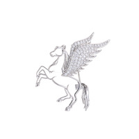 Broche Pégase ailé incrustée de zircon, en laiton plaqué or 18 carats, épinglette bicolore, accessoire vestimentaire élégant