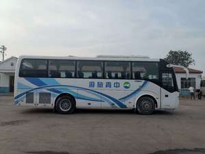 Autobus Usato di Lusso con 39 Posti, Pullman You-tong di Seconda Mano con Motore Anteriore e Basso Chilometraggio in Vendita - Product Image 3