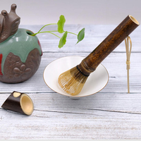 Fouet à matcha en bambou naturel à long manche avec support en bambou, ensemble Chasen pour tasses profondes, mugs, café, salon de thé, vente en gros