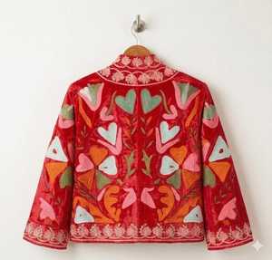 เสื้อแจ็คเก็ตผ้ากำมะหยี่ปักลายสัตว์สไตล์โบฮีเมียนสำหรับฤดูหนาว ระบายอากาศได้ดี ผลิตจากผ้าฝ้าย  เสื้อโค้ทสไตล์วินเทจ ผู้ผลิตและผู้ส่งออก OEM จากอินเดีย - Product Image 1