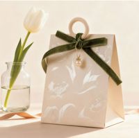 CSMD Kleine Mindestbestellmengen Vorteilhafte Papierverpackung Versandfertige Champagnerfarbene Hochzeits-Souvenirboxen für Geschenke und Feiern