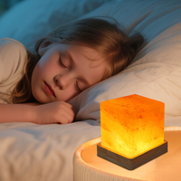 Lampe de sel de l'Himalaya de forme carrée contemporaine en gros, blanc chaud, alimentée par USB, lampe cadeau respectueuse des yeux, décoration romantique pour la maison, lampe de nuit