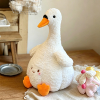Peluche Canard Amusant en Gros, Jouet Créatif Doux et Moelleux, Poupée Animale Canard Blanc, Jouet Anti-Stress pour Souvenir de Fête ou Cadeau