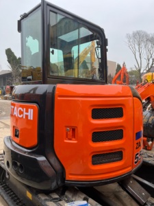 Choix économique : Excavatrice sur chenilles Hitachi ZX55USR d'occasion avec système hydraulique robuste, moteur PLC, capacité de godet de 5,5 tonnes (0,19 m³) - Product Image 5