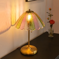 Lampe de Chevet Papillon Ambiance Rêveuse, Décoration de Luxe Américaine pour Chambre, Lampe de Table Vintage Colorée Émaillée pour Salon