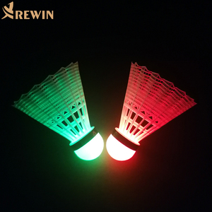 1102 REWIN Usine En Gros Pas Cher Transparent En Plastique Bullet Tube Clignotant LED Nylon Haute Durabilité <span class=keywords><strong>Sport</strong></span> <span class=keywords><strong>Badminton</strong></span> - Product Image 1