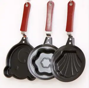 Mini frigideira de ferro para cozinha, acessórios de cozinha, frigideira de ferro com desenho de 12cm