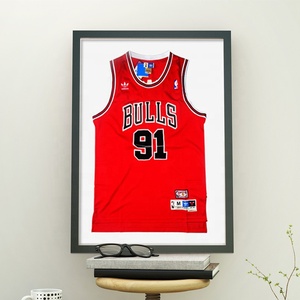 Regalos conmemorativos creativos montado en la pared plexiglás 32 pulgadas marco de madera camiseta pantalla marco de fotos - Product Image 4