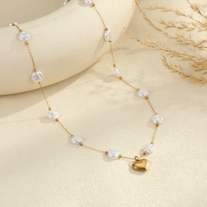 <span class=keywords><strong>Collier</strong></span> élégant pour soirée, perles baroques, <span class=keywords><strong>collier</strong></span> <span class=keywords><strong>ras</strong></span> du <span class=keywords><strong>cou</strong></span> en forme <span class=keywords><strong>de</strong></span> cœur, plaqué or, acier inoxydable, bijoux pour mariage - Product Image 3