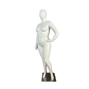 Mannequin Femme Réglable Grande Taille JASMINE 170cm Réaliste pour Magasin de Vêtements avec Tête Amovible - Product Image 1