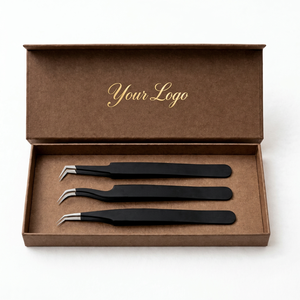 Juego de 3 Pinzas de Precisión Negras en Caja, SOLO Caja con Logotipo Personalizado con Impresión UV, SOLO Caja con Cierre Magnético y Puntas Curvas - Product Image 1