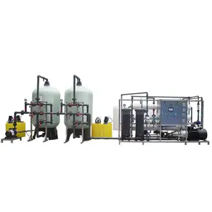التناضح العكسي تحلية المياه 100m3 صناعة المعدات 4.2T/ساعة آلة تنقية مياه مالحة مع خزانات مياه 5000L