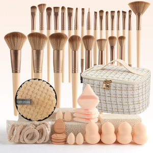 Kit de maquillage de base 44 pièces, poils en nylon grande capacité, manche en plastique, sac de rangement portable pour articles de toilette de voyage - Product Image 1