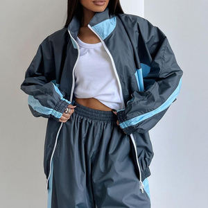 Chándal de dos piezas de ropa de calle informal de nuevo diseño para mujer, conjunto de dos pantalones con cremallera y chaqueta para correr para mujer - Product Image 3