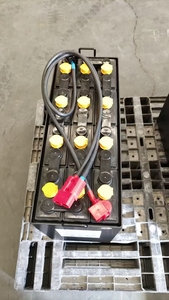 4VBS240フォークリフトバッテリーセル24V240AhKoyamaブランドのフォークリフトバッテリー - Product Image 2