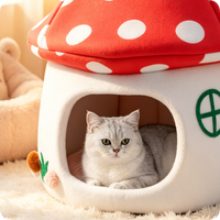 Mignonne maison pour animaux de compagnie en forme de champignon rouge, lit semi-fermé chaud pour l'hiver, pour chat et chien, doux, en peluche, confortable, type grotte, pour temps froid