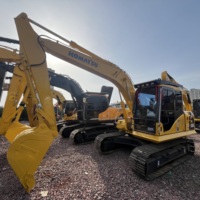 Excavatrices sur chenilles Komatsu PC130 d'occasion en excellent état avec godet, type chenille, à vendre