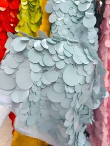 Tessuto in Pizzo Elastico di Lusso con Paillettes Grandi da 18mm, <span class=keywords><strong>Ricamato</strong></span> con Perline e <span class=keywords><strong>Tulle</strong></span> Fantasia <span class=keywords><strong>per</strong></span> <span class=keywords><strong>Abiti</strong></span> da Sera - Product Image 3