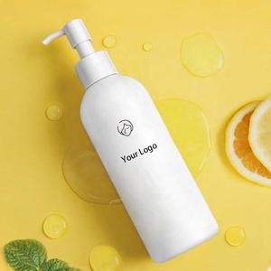 Meilleure vente de lotion corporelle blanchissante et hydratante pour la peau en 7 jours Lait OEM de marque privée infusé à la vitamine C pour éclaircir la peau noire - Product Image 4