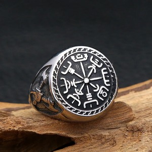 yunnique Stainless Steel Men's Round Compass <b>Ring</b> With Viking Symbol Geometric Design For Gift Jewelry - Product Image 4