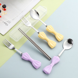 ชุดช้อนส้อมตะเกียบสแตนเลสแบบพกพาสำหรับเดินทาง พร้อมด้ามจับลายเซรามิก - Product Image 4