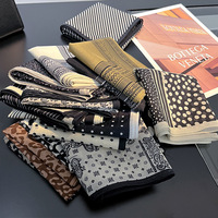 Foulards carrés polyvalents pour femme en soie de mûrier et coton biologique, 55 cm, style vintage noir et blanc, pour l'été